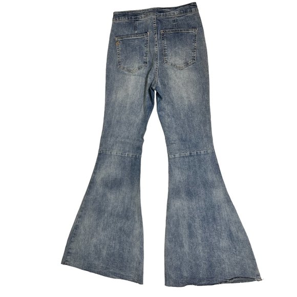 Wishlist Medium Wash High Waisted Flare Leg Jean Size M - Picture 4 of 12